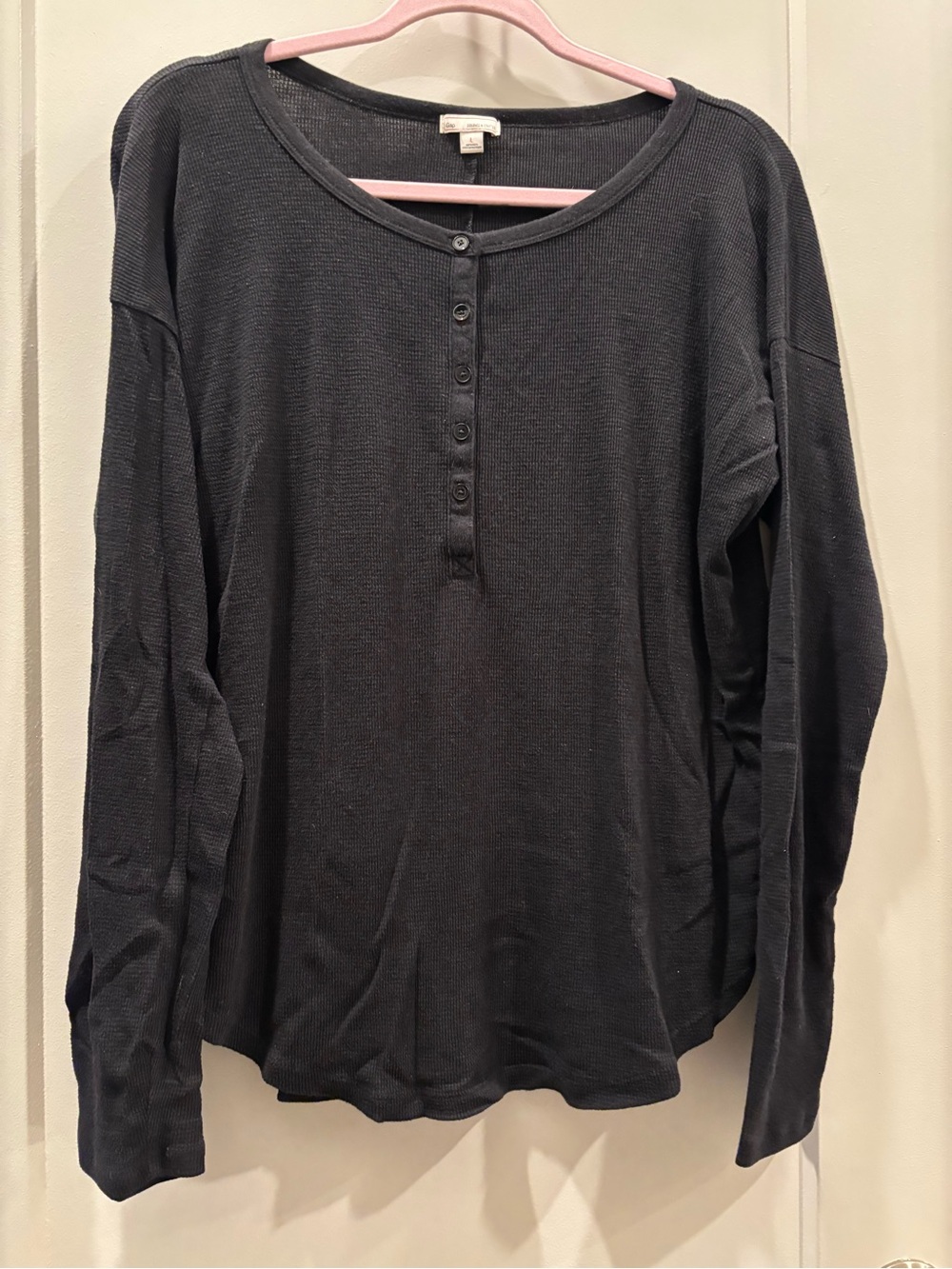 GAP Black Long-Sleeve Henley Knit Top